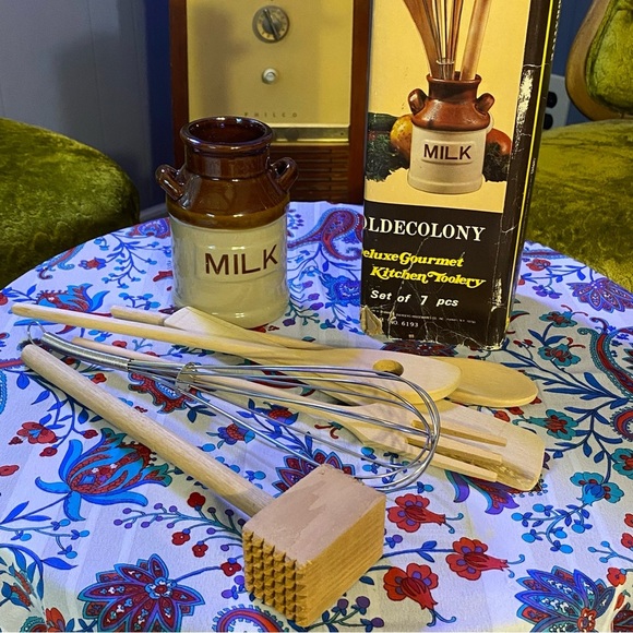 Vintage 1970s DEADSTOCK Ceramic Milk Jug Utensil Holder 7pcs Set - Picture 5 of 7